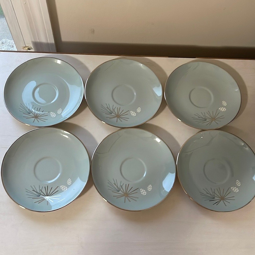 Franciscan 6 saucers